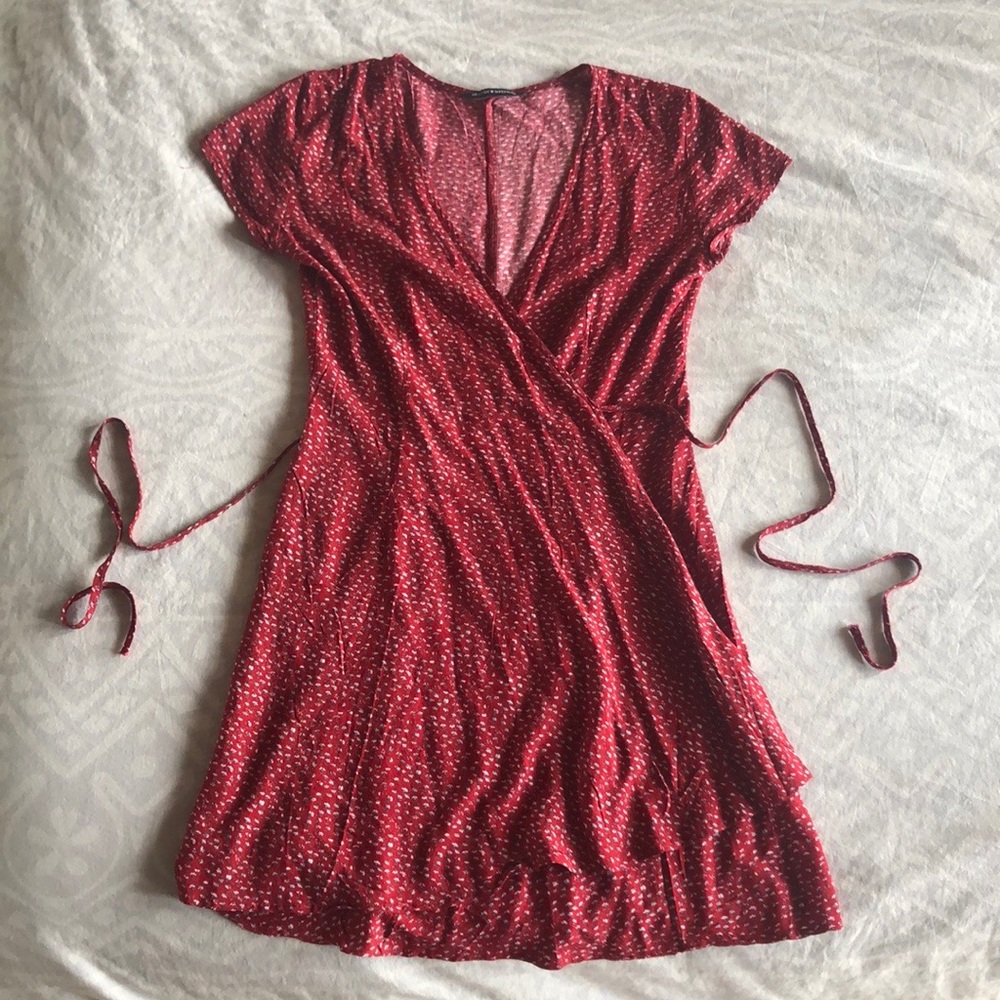 ***SOLD**** BRANDY MELVILLE floral wrap dress